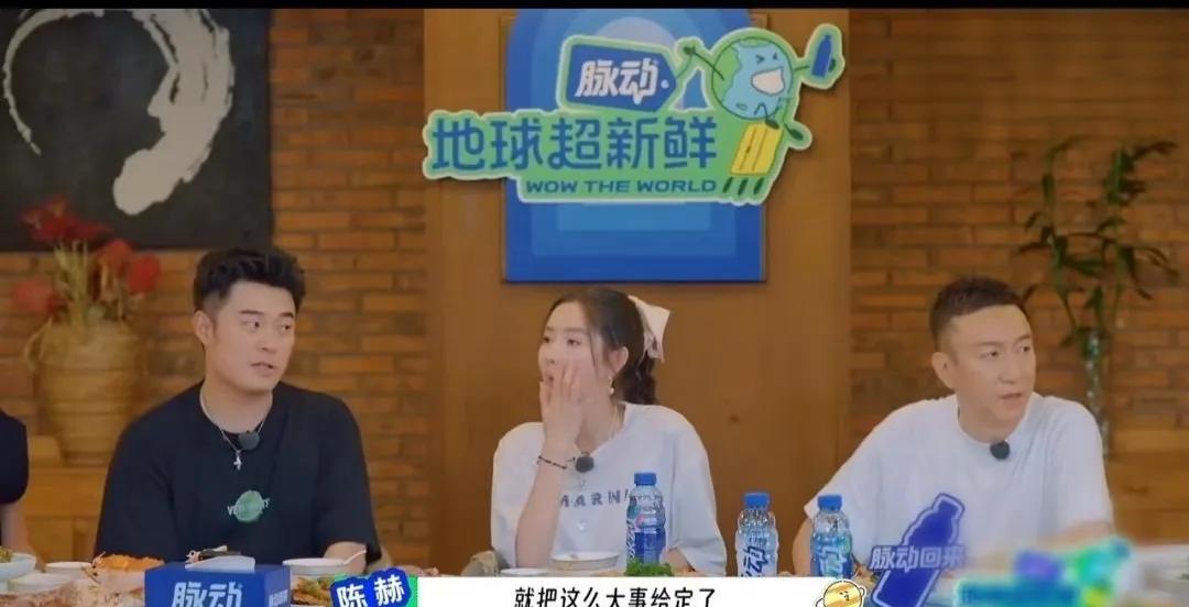 《地球超新鲜》的争议，说白了就是观众看腻了糊弄事的综艺。大家烦的不是形式简单，