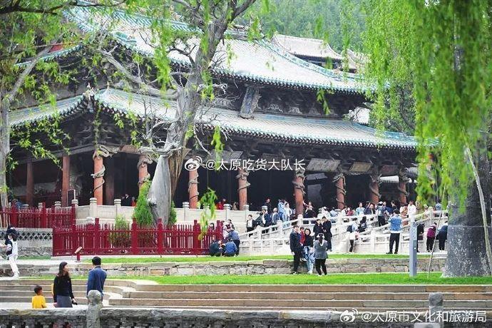海外游客点赞山西文旅“五一”假期，山西文旅市场迎来国际范儿与烟火气的双重绽放，