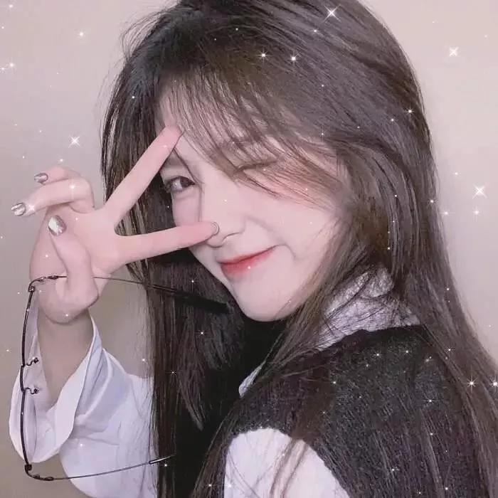 温柔微笑，星星点点，治愈瞬间。🌟✨少女感笑容元气满满的微笑萌萌哒笑容暖阳