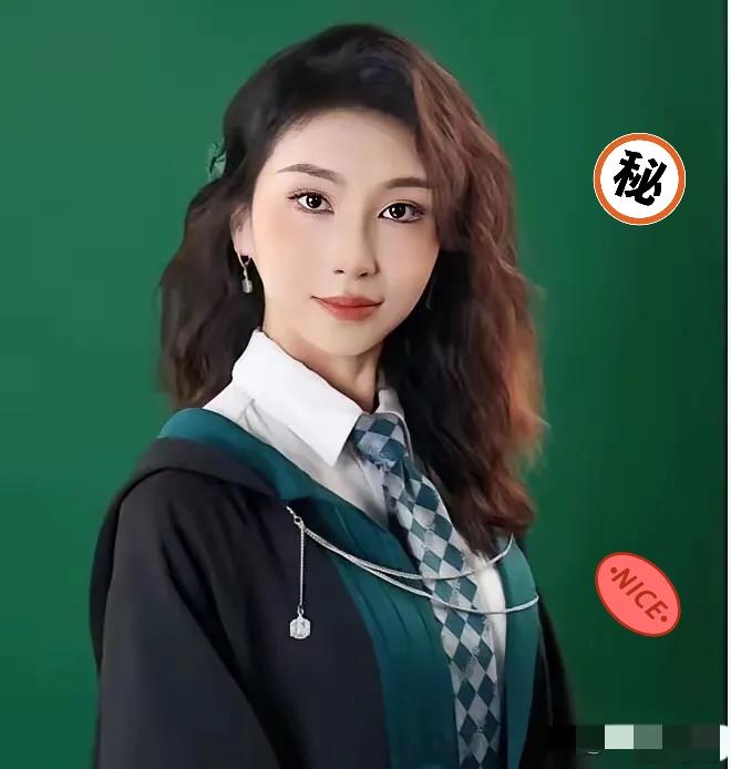 估计现在最后悔的就是裴轶教授，不是因为自己课被停了，也不是因为论文被扒了，而是千