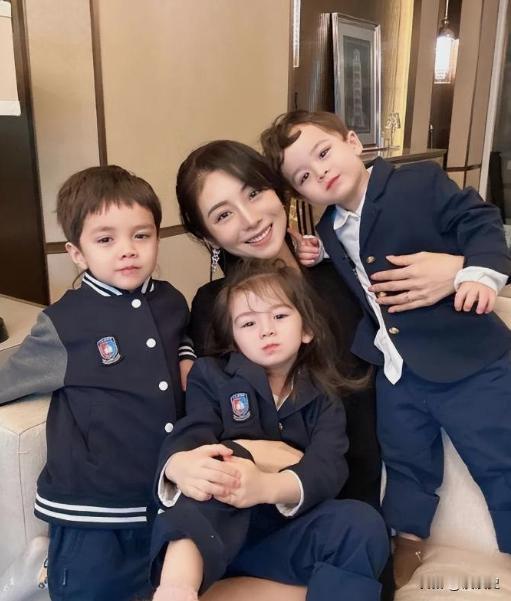 “我不需要男人！”2018年，山东29岁女孩重金购买英国男性精子，一口气生了3个