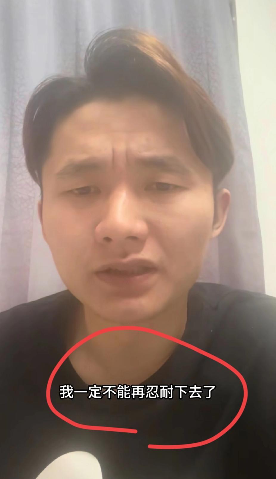 小马哥在黑杜克的路上越走越远，这家伙的神操作来了，小马哥发了一个视频，表示自己很