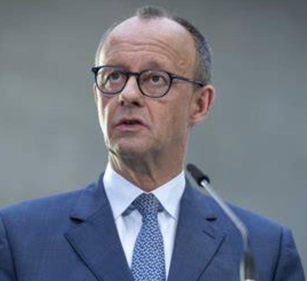 "如今，中国刻意把市场催生的活力同产能过剩、激进压价、汇率偏低以及巨额补贴出口捆