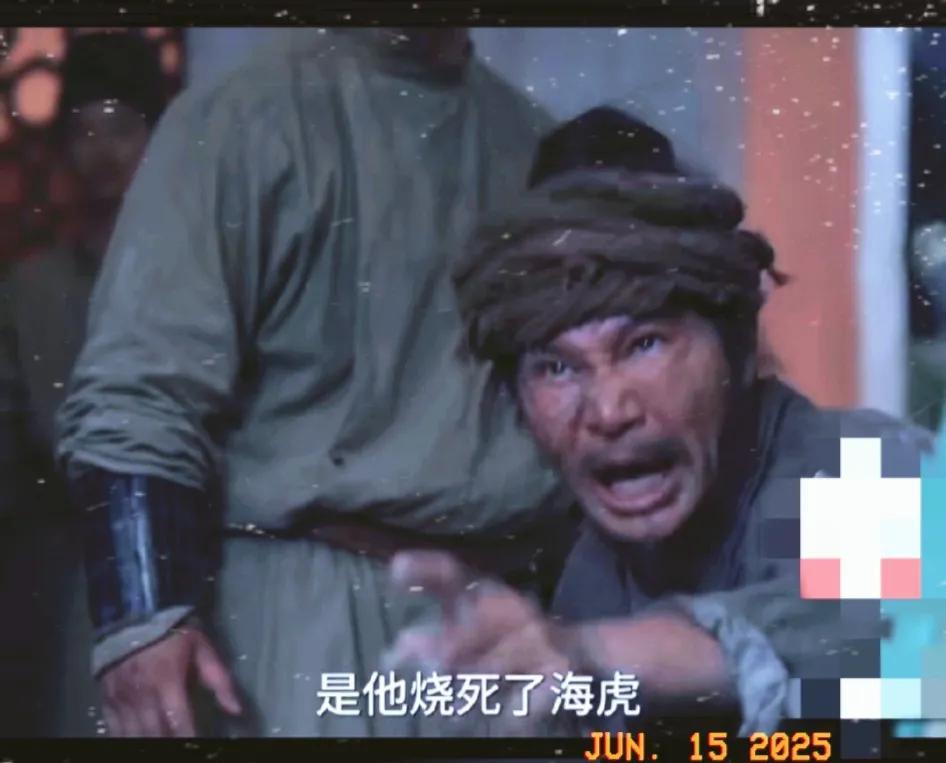 6.《长安的荔枝》。阿土现身了，指控何有光烧死了海虎。时机却不好，他被何有光抓住