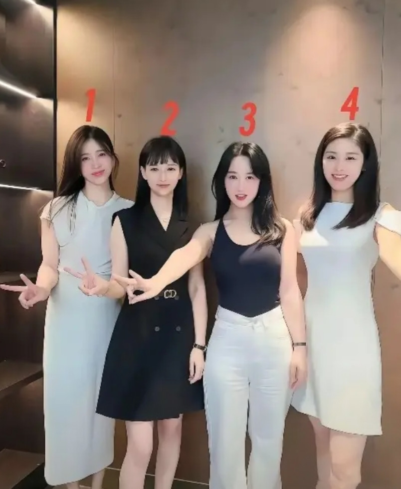 穿黑裙子的最美，不接受反驳！