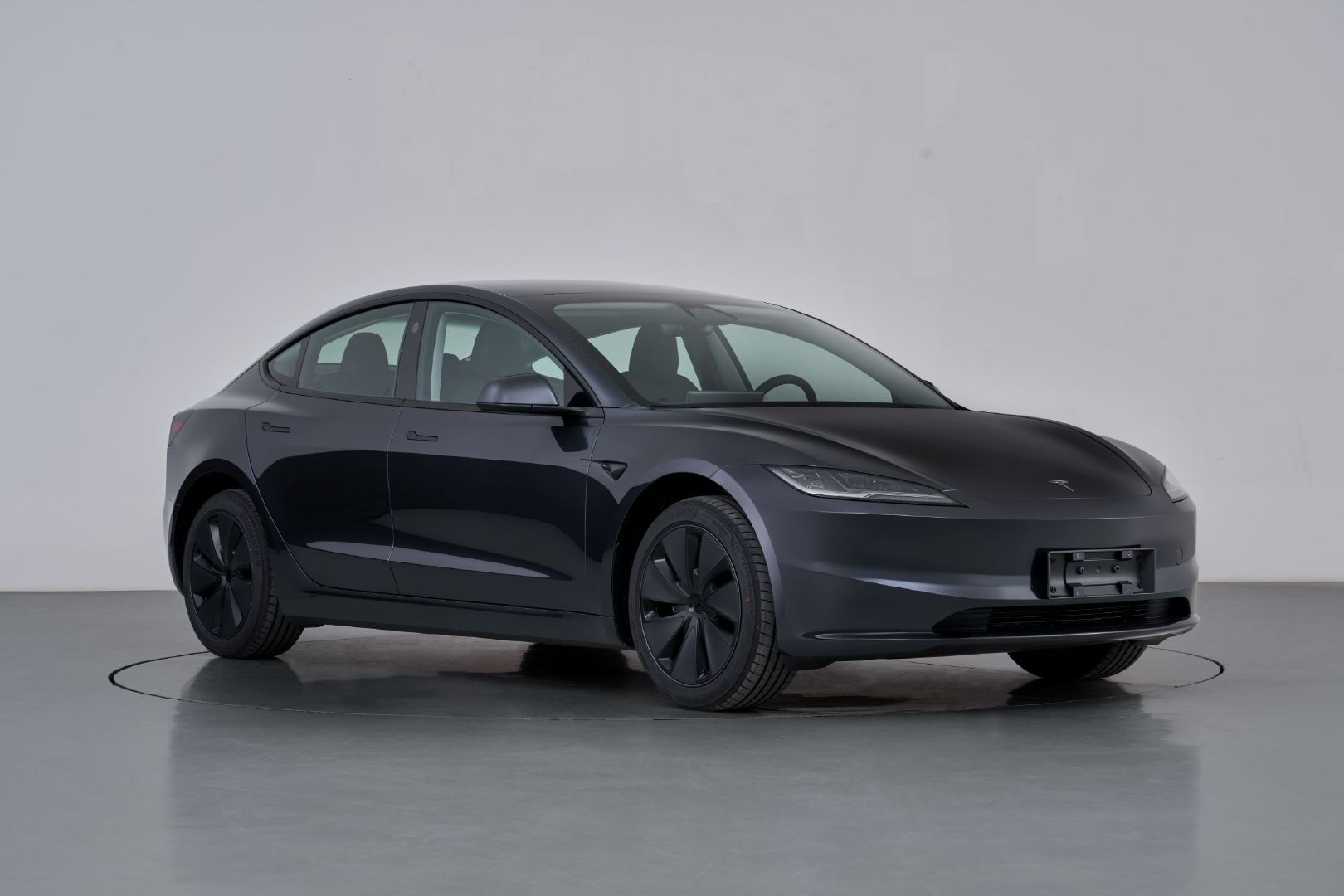 Model3后驱长续航终于回归后驱长续航电机型号3D6，功率225KW三元锂