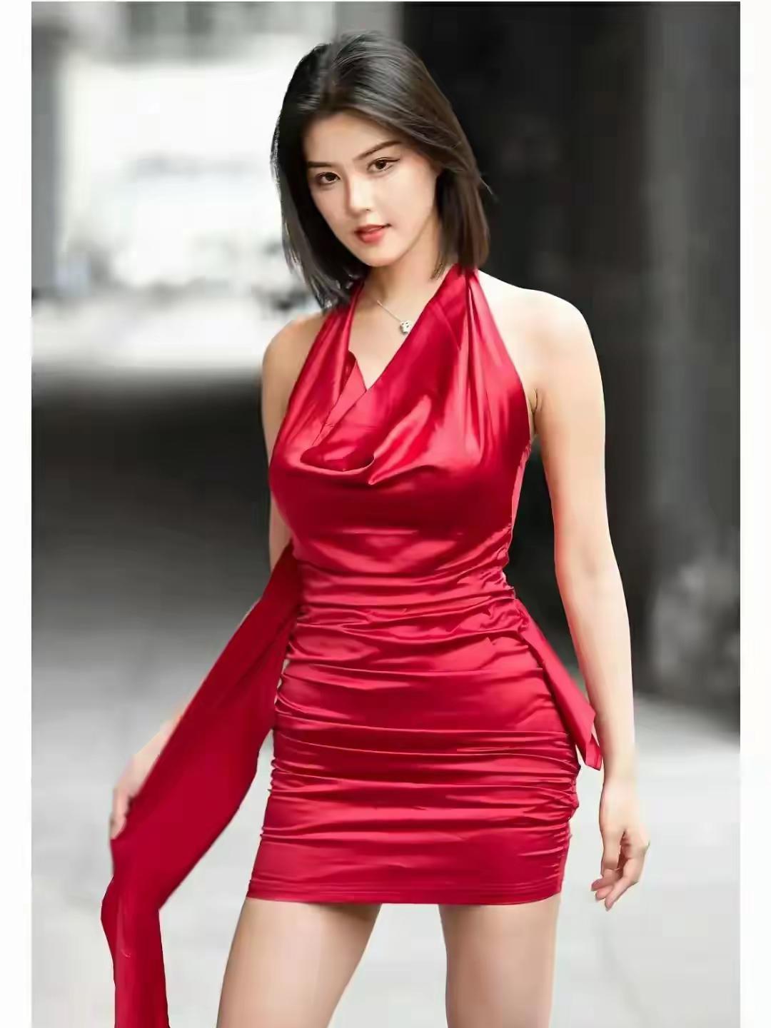 程儿，红色战袍写真，美炸了