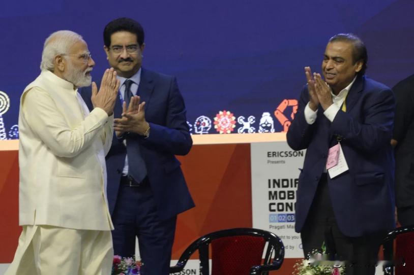 彭博社、路透社1月12日报道，在与中国技术提供方谈判中止后，印度信实集团暂停在本