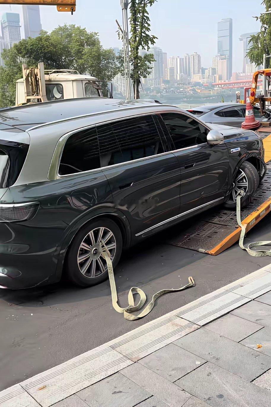 这车怎么那么多断轴​​​