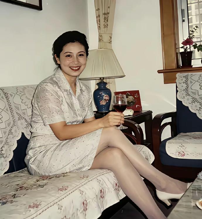 三十年前能拍出这样的照片，这户人家在当年属于什么水平？看完瞬间懂了时代差距！