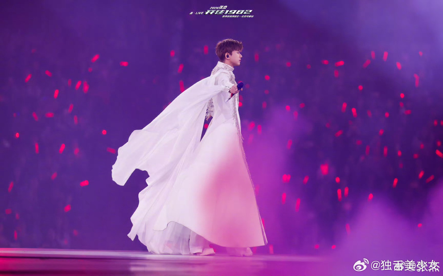 张杰鸟巢演唱会探班直播张杰张杰鸟巢演唱会探班直播来袭，后台花絮、彩排片段全公开。