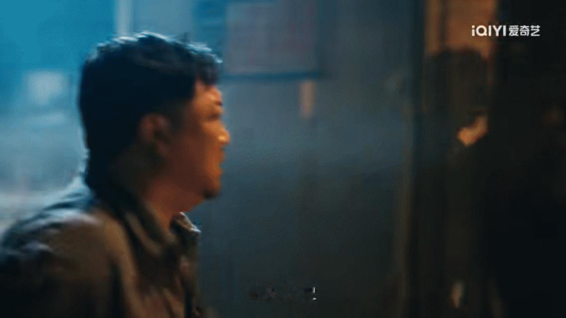 谁给黄景瑜上的人生难度张小满的人生就是一部《背锅侠养成记》！队友闯祸他扛雷，队