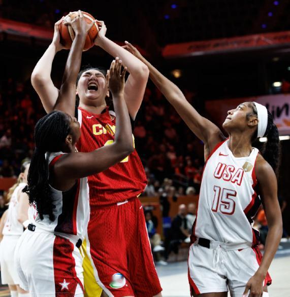 中国女篮61-94美国，这场比赛不得不说的8点：1.输球是在意料之中的，估计赛