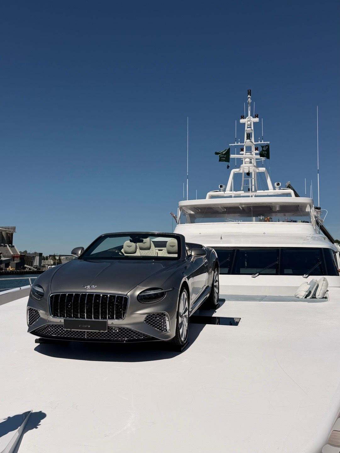 今天拍了一个我拍车生涯里有史以来最特别的发布会[抱抱]​​​