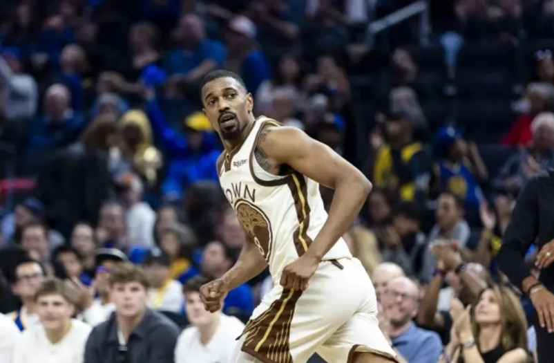 勇士这替补强的可怕啊！面对黄蜂队，在缺少巴特勒的情况之下，勇士队靠着替补球员的