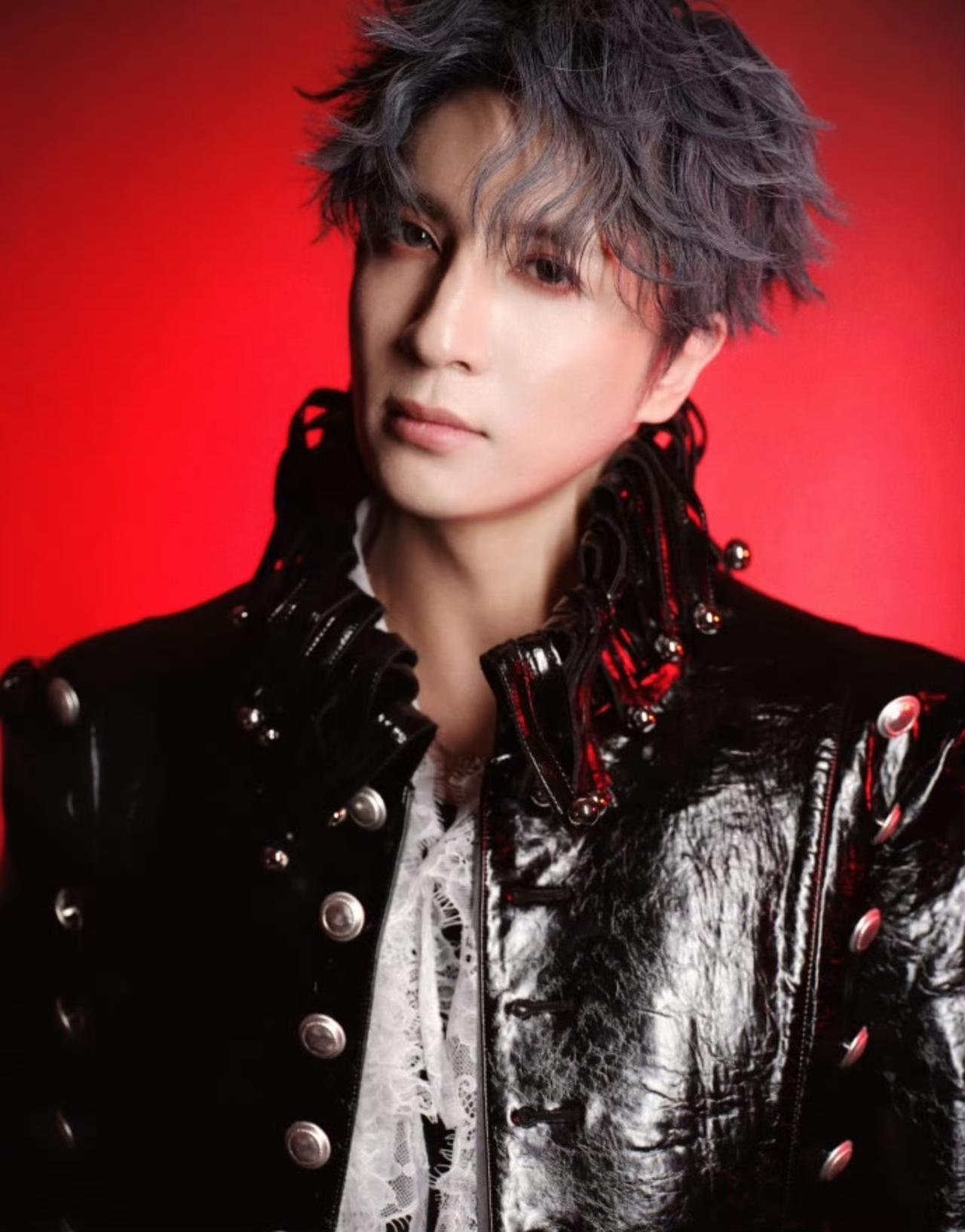 今天的娱乐圈热搜甚至爆过了中东战争，果然是吃瓜群众都不差事儿大！这个不知名的李