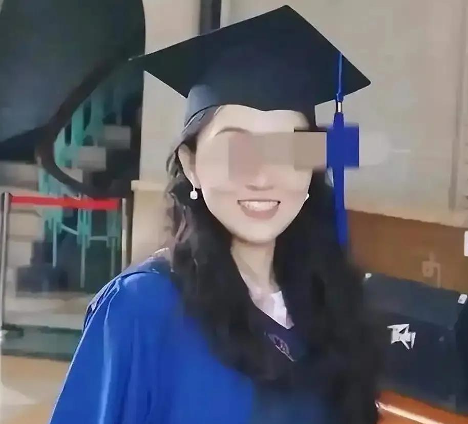 突发奇想，如果武大硕士杨某媛找少林方丈释永信“开光”，会是一种怎样的剧情？两个都