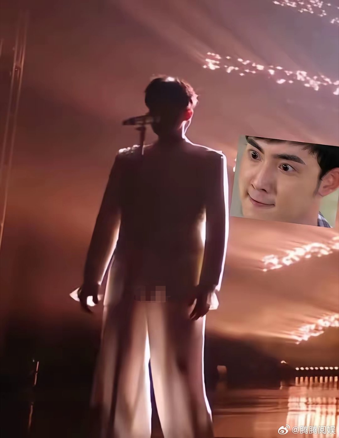 李晟：五阿哥，快看手机！张睿：咋了？是不是我初舞台《奔向你》唱得还不错？李晟：你