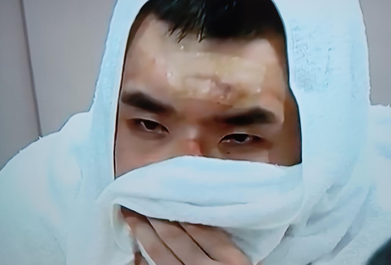 上一场输深圳男篮，今晚输广东队，邱彪元旦前夕给老东家送温暖去了。我们的邱指导出道