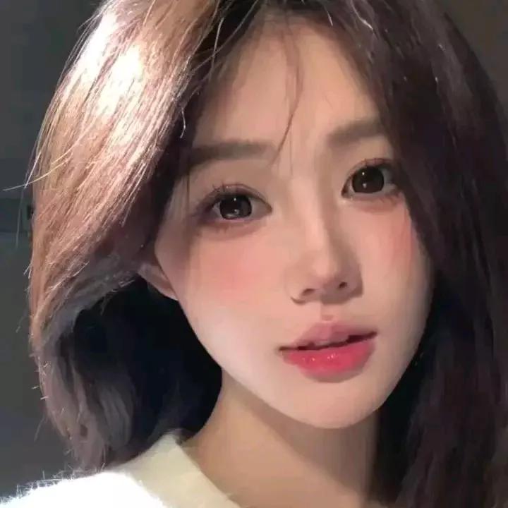 元气满满的一天，从元气满满的笑容开始！😊✨少女感笑容元气满满的微笑萌萌哒笑