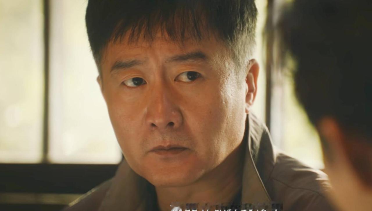 《交锋》最大的意外，竟然是这三个角色。本来以为，曹了平、金池中和路志非，都已
