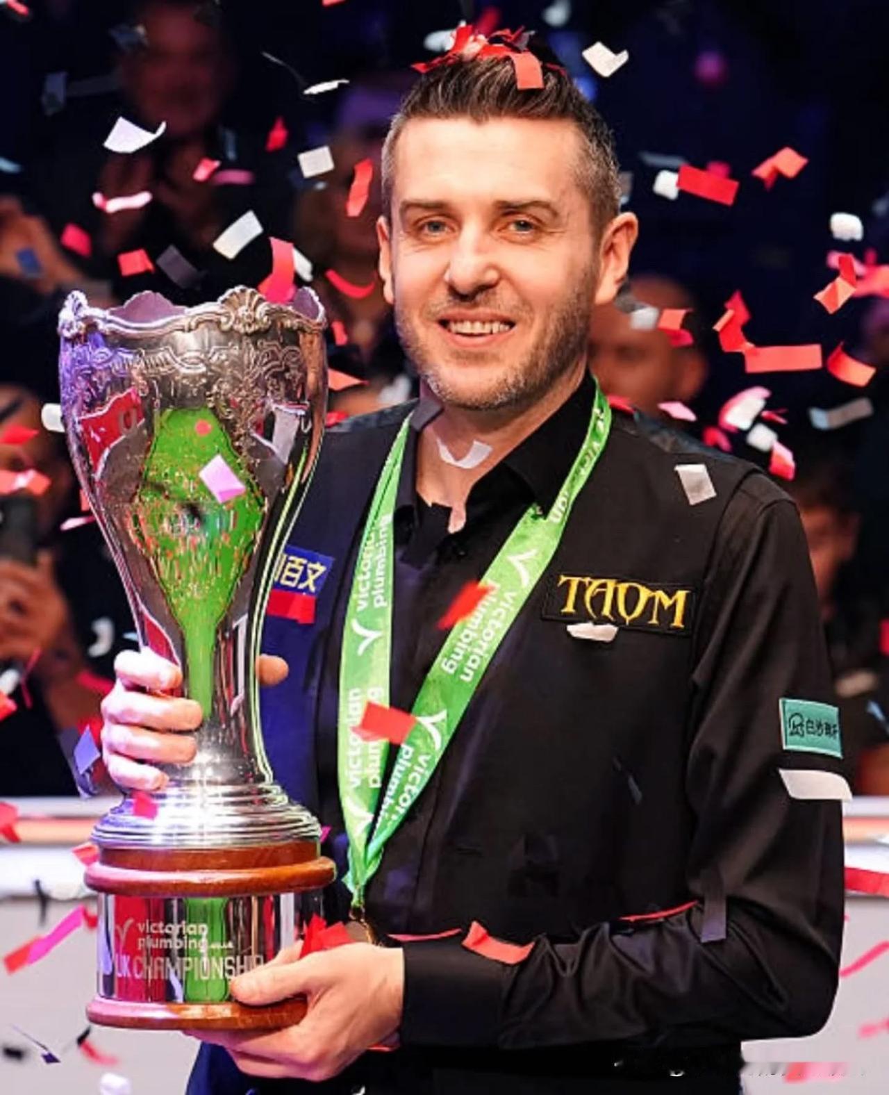 塞尔比自成为世界第一以来每个赛季的奖金收入：2011-2012赛季：239,