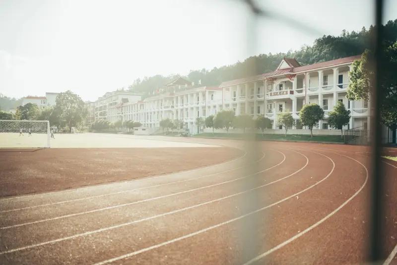 俗的掉渣的中年社交有没有用？中年社交感悟能不能带来价值？是不是处于一个