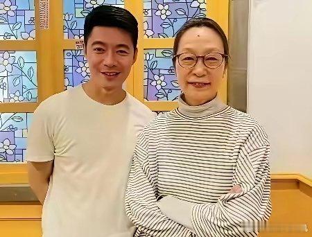 意外还是发生了奚美娟的儿子居然因为生父身份的事彻底迷惑，有人甚至猜测他可能要上寻