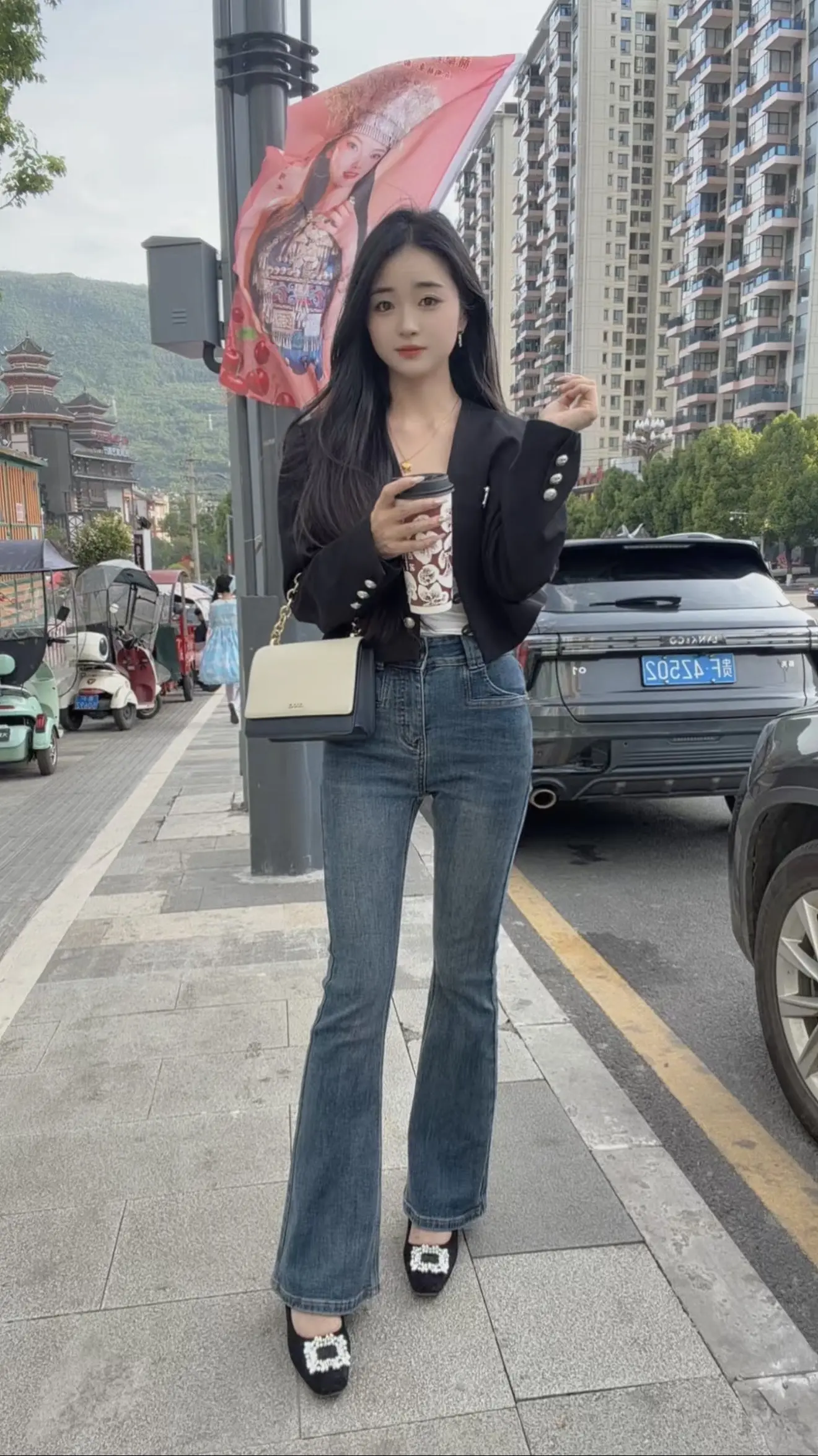 奶茶一杯快乐加倍