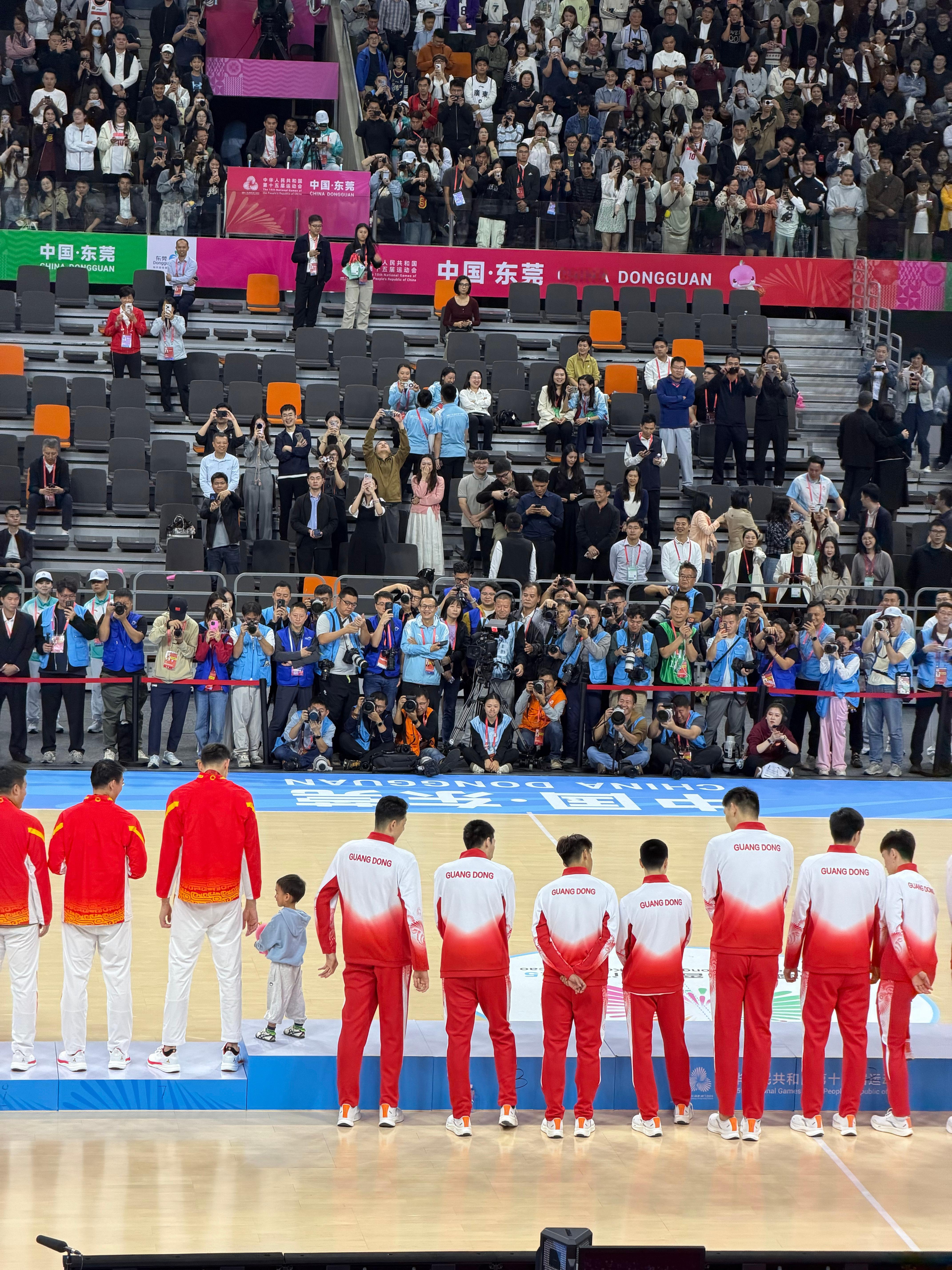 恭喜周琦第三名，而他的儿子第一名哈哈哈哈