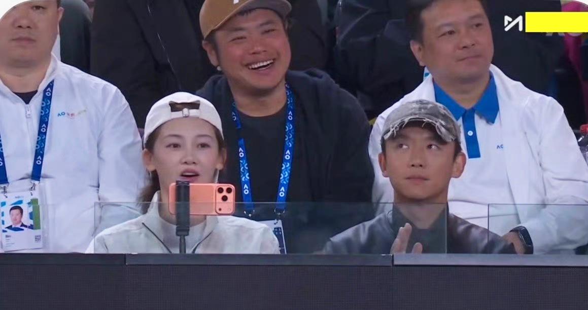 苗苗是个好老婆，但她有些行为，我是真觉得郑恺也挺不容易的就拿这次澳网来说，郑恺