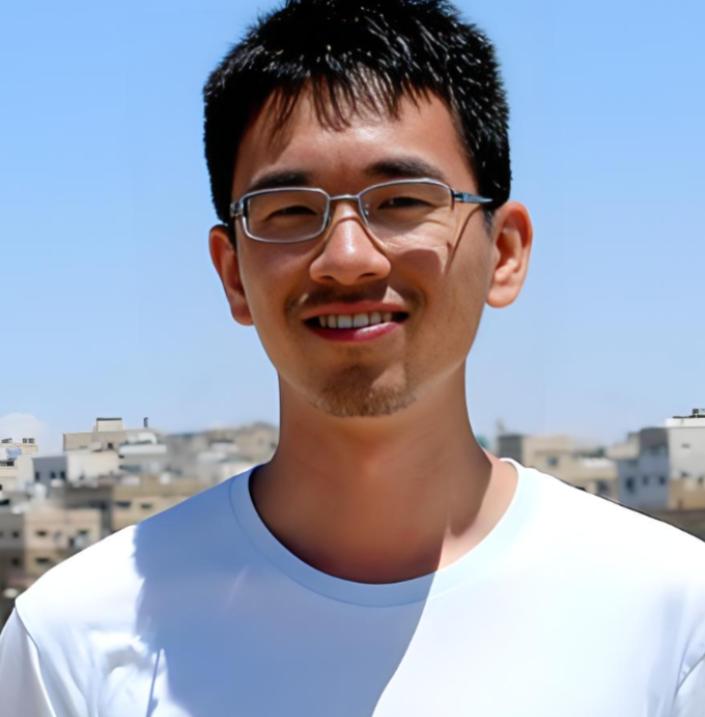 俞华程，国际奥赛金牌，全球总成绩第一名，清华姚班天才，超级学霸，斯坦福大学计算机