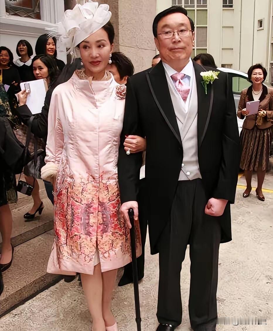 一位原配对小三说：“你就是我老公的玩物而已，但我不怪你、也不恨你。我心里清楚，最