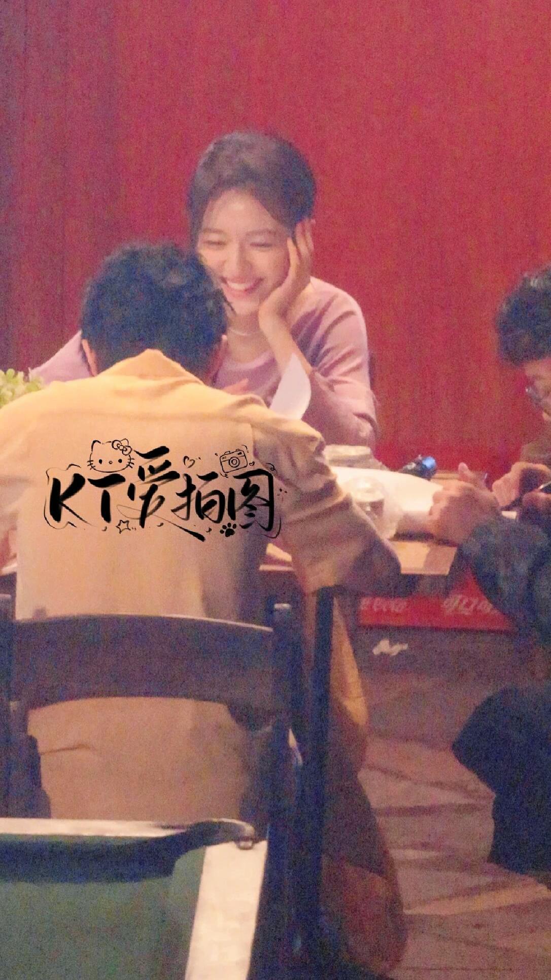 小猫猫太萌啦，笑的好可爱