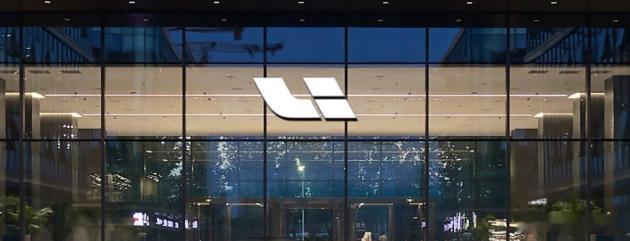 理想出来辟谣了网传理想汽车2026上半年要关100家门店的消息被官方辟谣了！1月