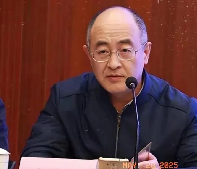 东方大国目前面临生育率持续走低，老龄化加剧的问题。根据官方数据，2022年出生人