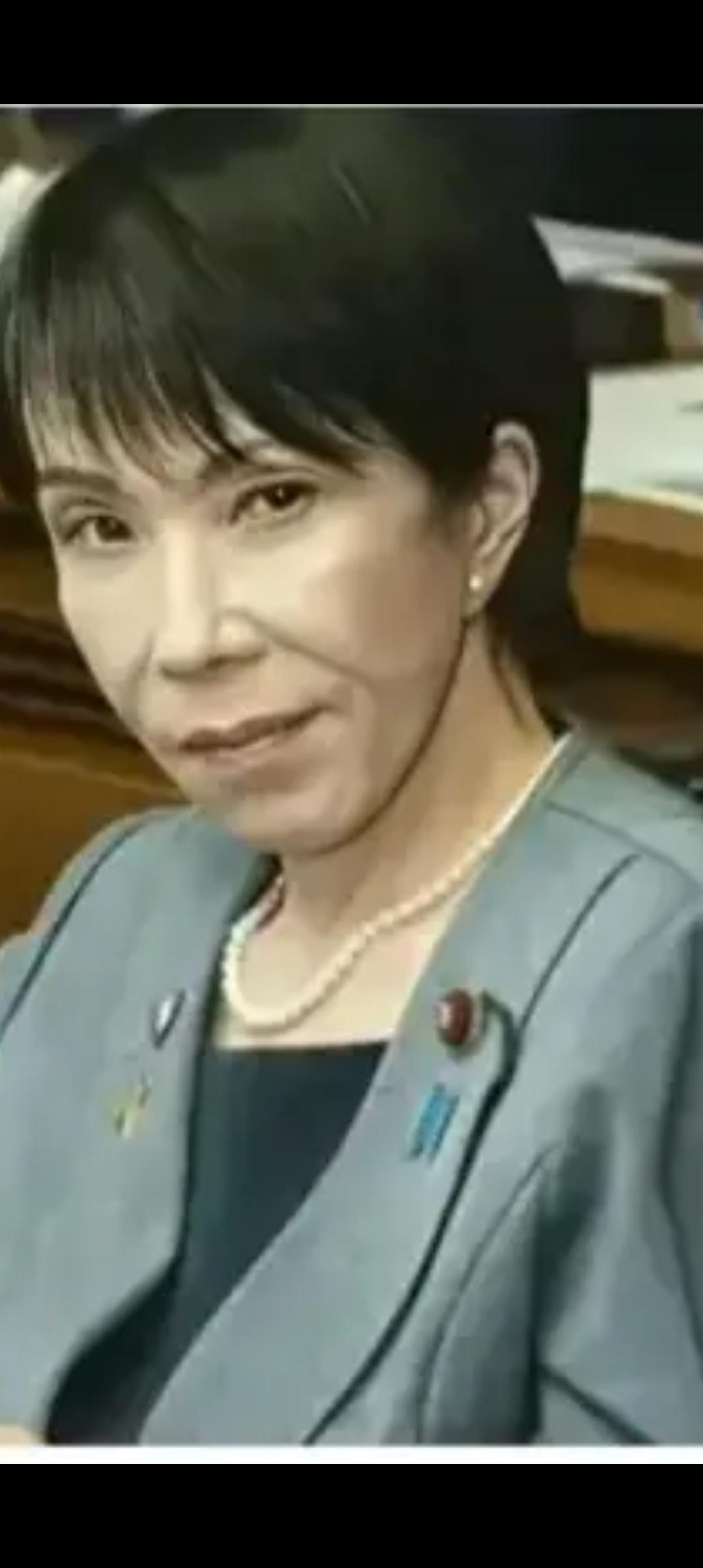 一张照片，一副嘴脸！刚刚看到早苗的一张照片，看着看着怎么想起影是视剧中那些让