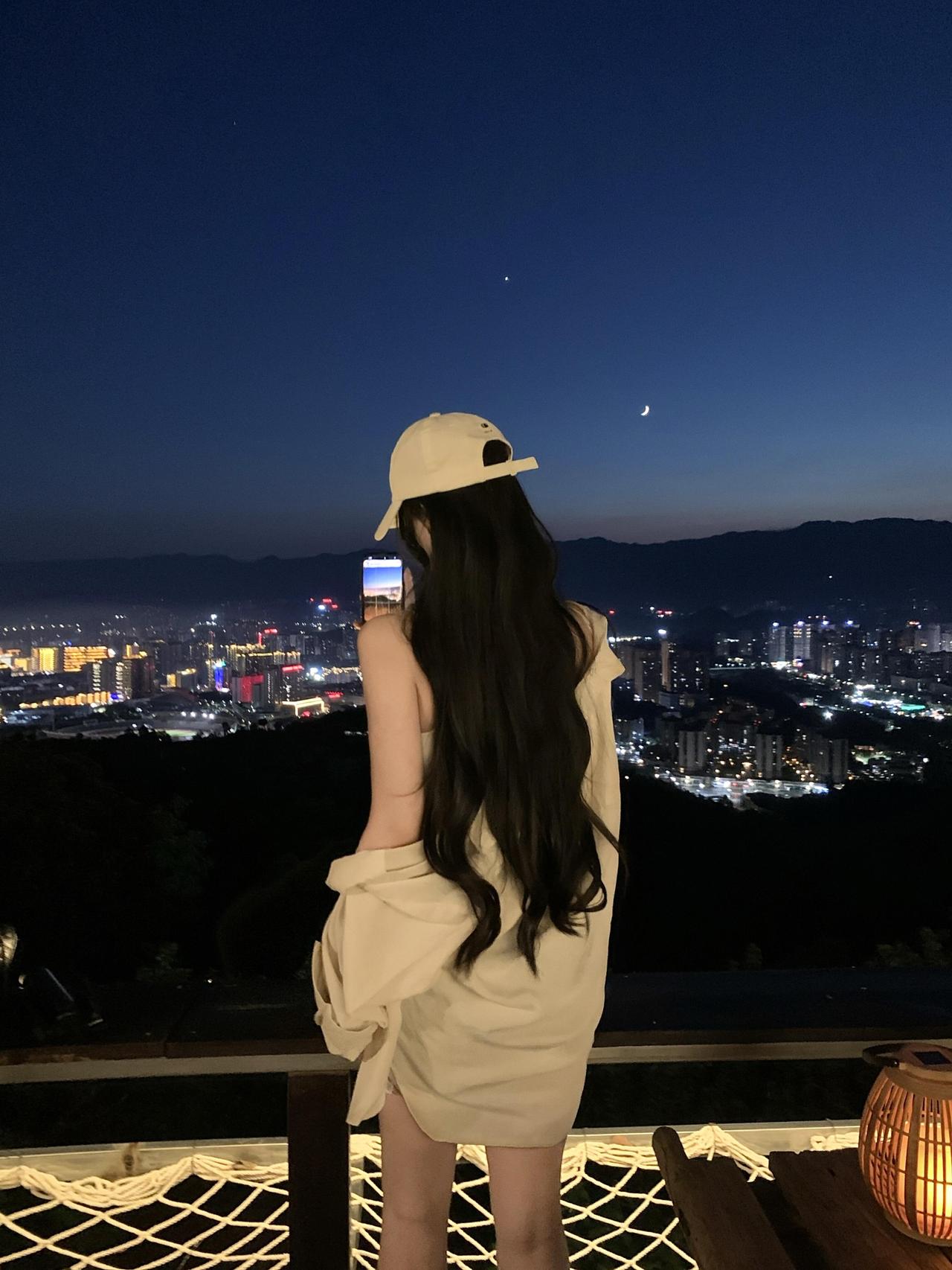 佛说：你是有福之人，你想的善念，都会开花；你做的善事，都在积福。别急