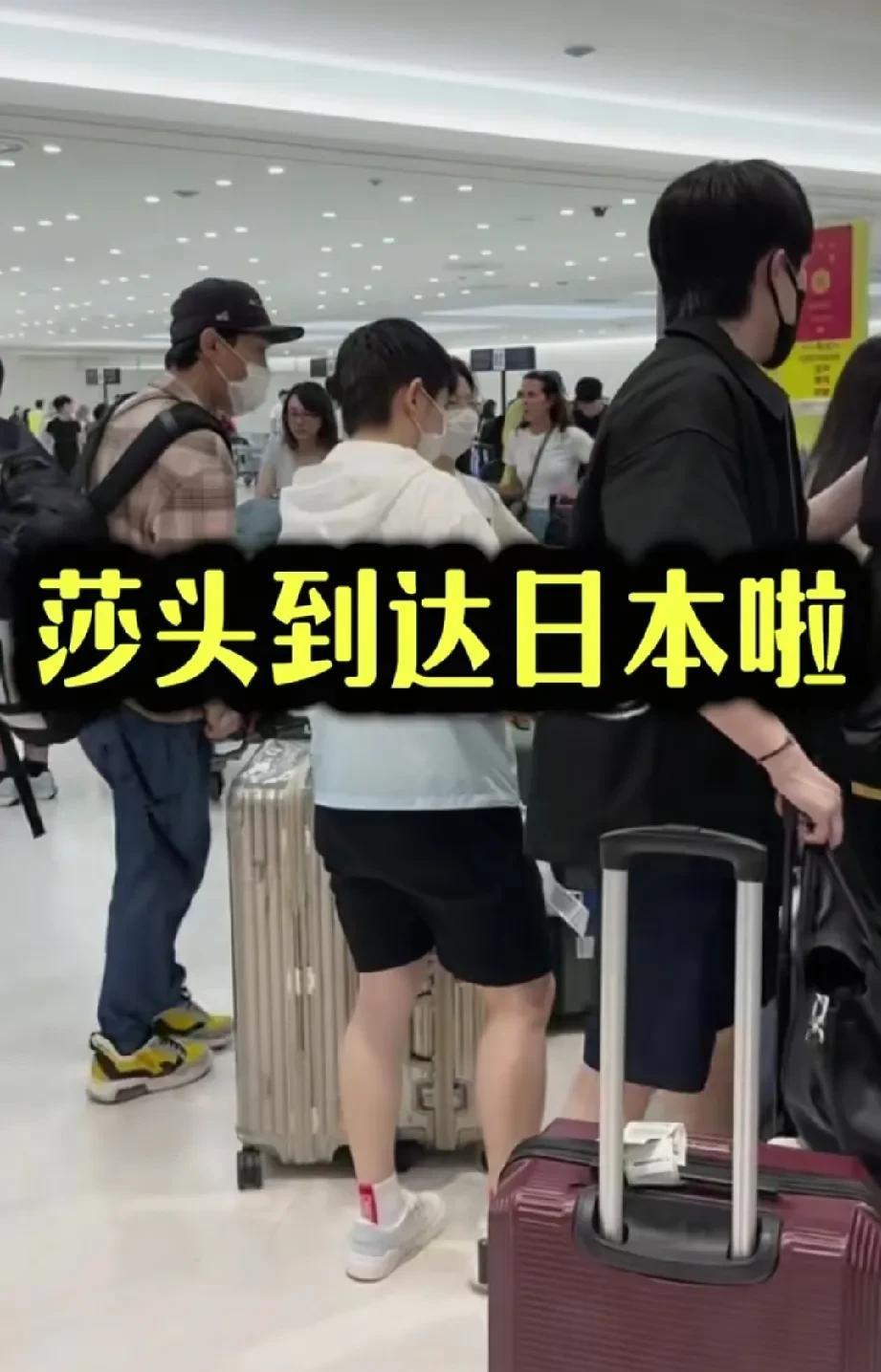 没抽之前我猜桥本肯定在莎莎这边，果不其然，莎莎就是要先为队友们出菜谱的，但愿莎莎