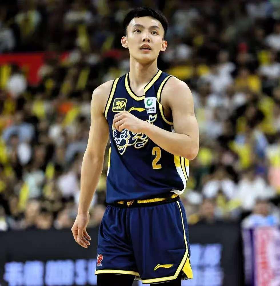 大家发现没，今晚19点35分，CBA常规赛广东男篮将主场对阵吉林男篮，赛前广东队