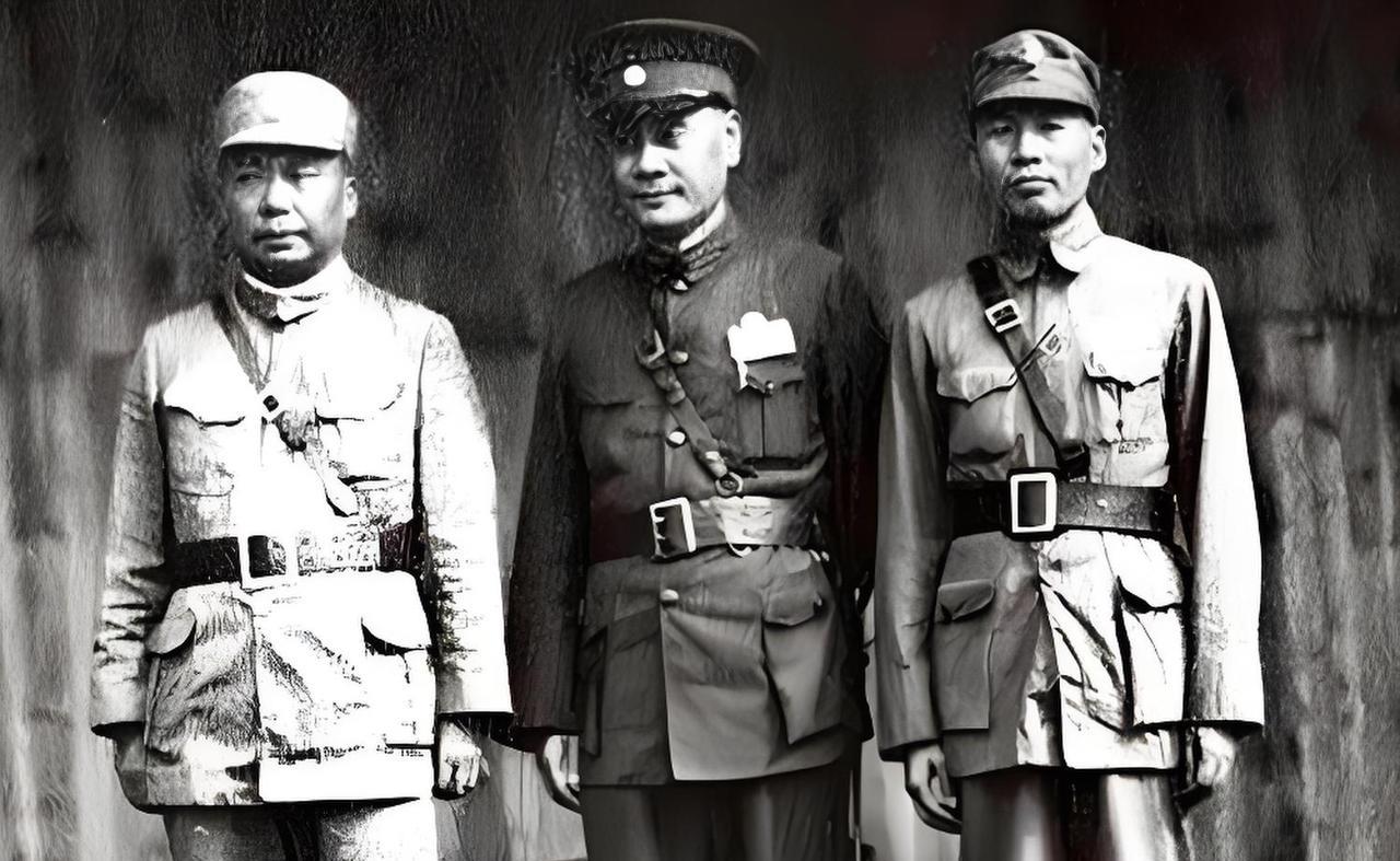 1931年，刘文辉花一百万大洋收买刘湘的师长蓝文彬、范绍增。蓝文彬悄悄把钱收了，