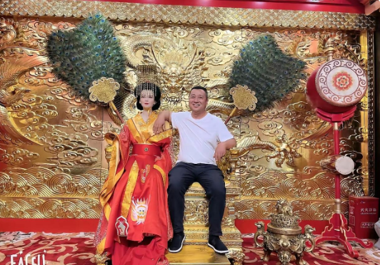 老公的艳遇，看这无处安放的小手