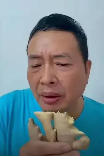 真相早已浮出水面，可有些人就是嘴硬不愿认！有网友一针见血：范某演唱会冷冷清