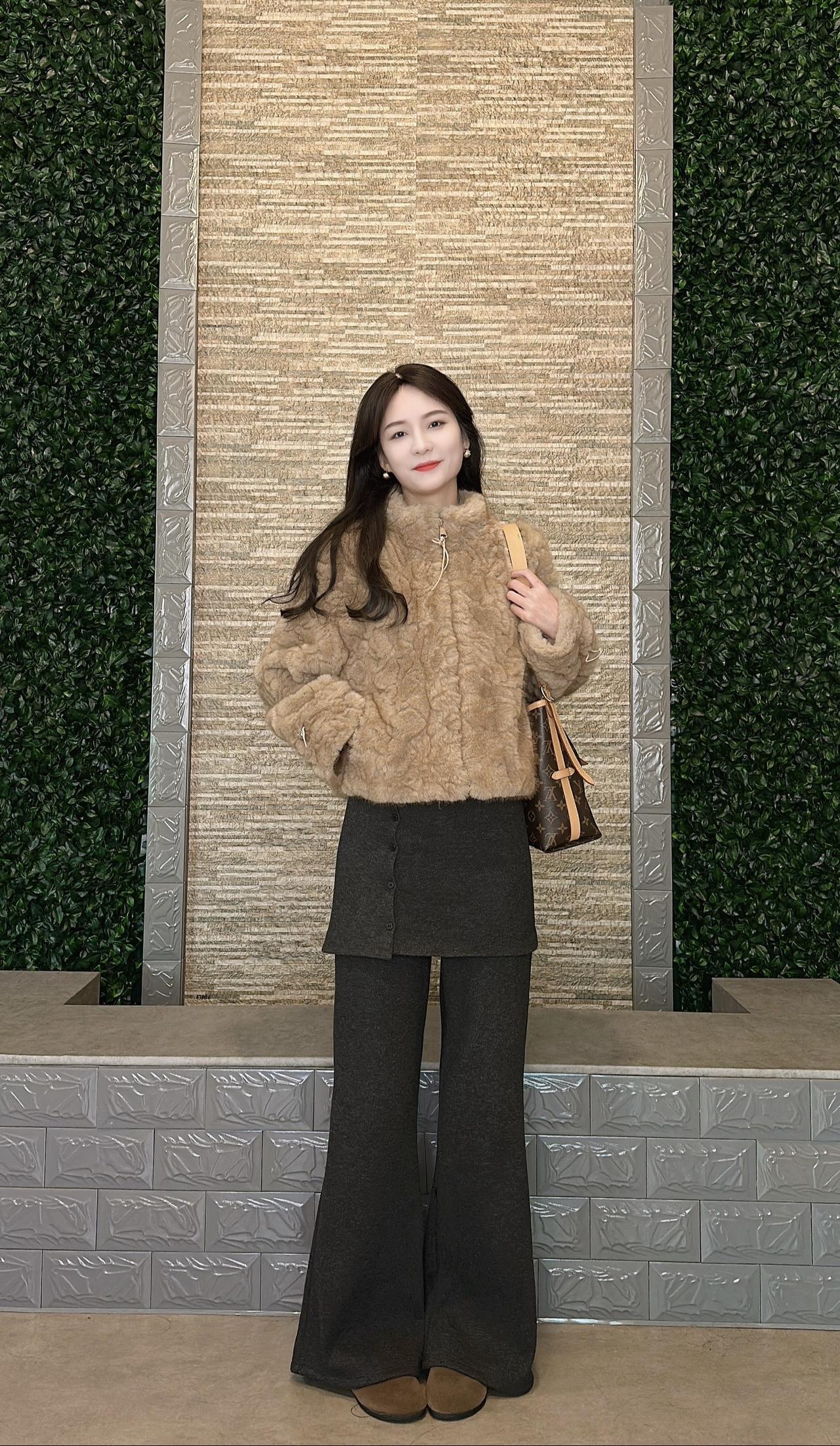 生活嘛，快乐就好，人生哪有那么多为什么，生活就是顶着一分的甜，冲淡那九分的苦，平