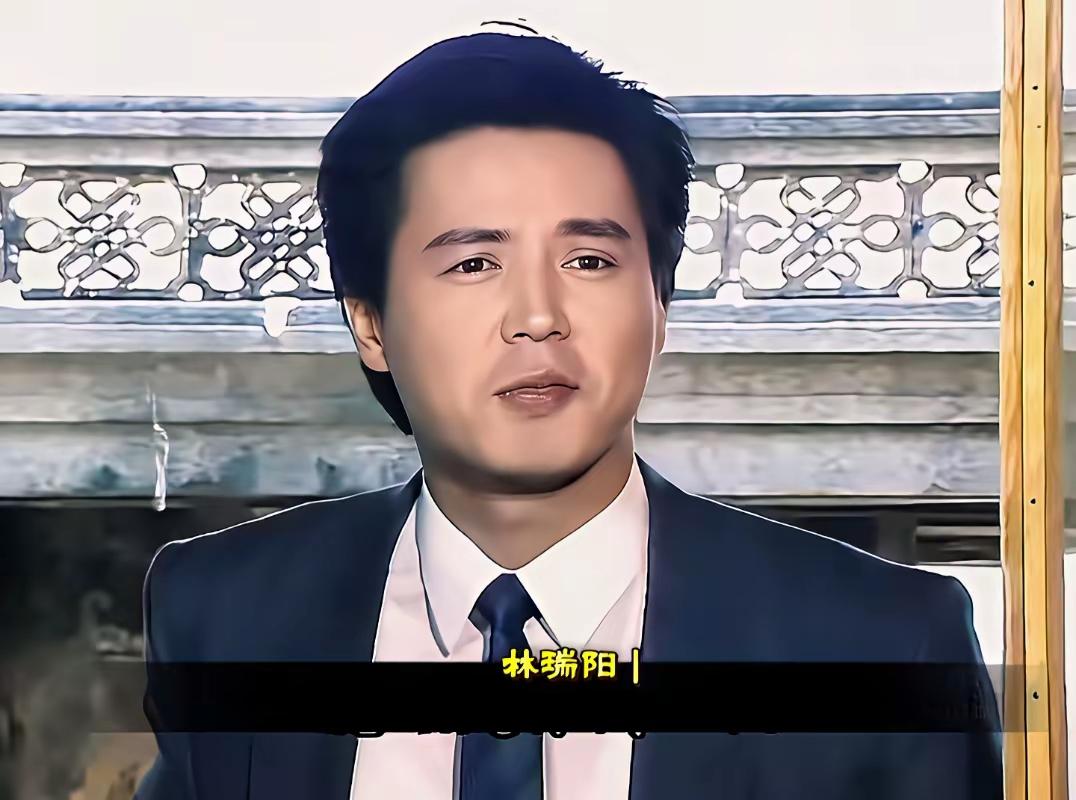 我最吃马景涛的颜值。无论是《梅花烙》里的皓帧，《东游记》里的吕洞宾，还是《孝庄秘