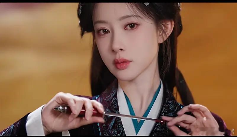 好模式化的演技怎么又是一套拿刀耍狠流泪大姐姐无缝进组消耗完了