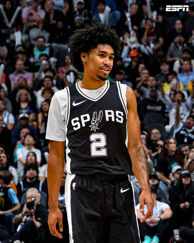 哈珀，2月份之前三分命中率23.6%，二月份至今44.3%！杯赛决赛数据没列