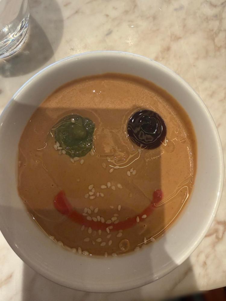办公室有个制度，每天轮流点咖啡，一个人点20杯，20个工作日循环一次，oneb