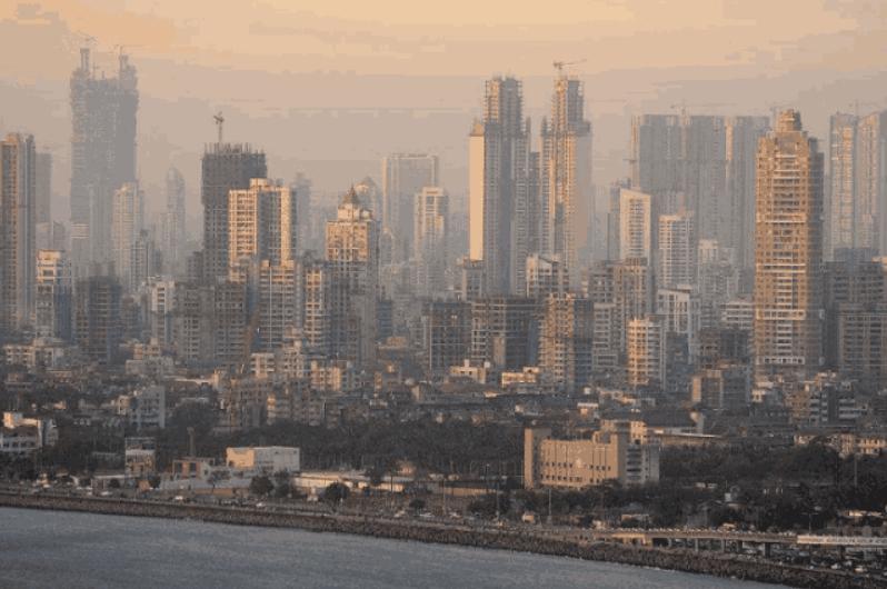 把印度孟买放到全世界，属于几线城市呢？很多人第一次听说孟买，是因为一部叫《贫民