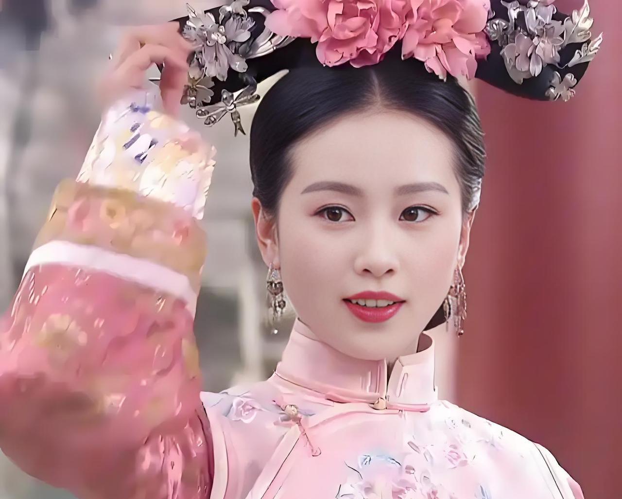 老九恨若曦入骨，不是因为她站错了队，而是她玩了一手最脏的牌。八爷夺嫡最要命的时